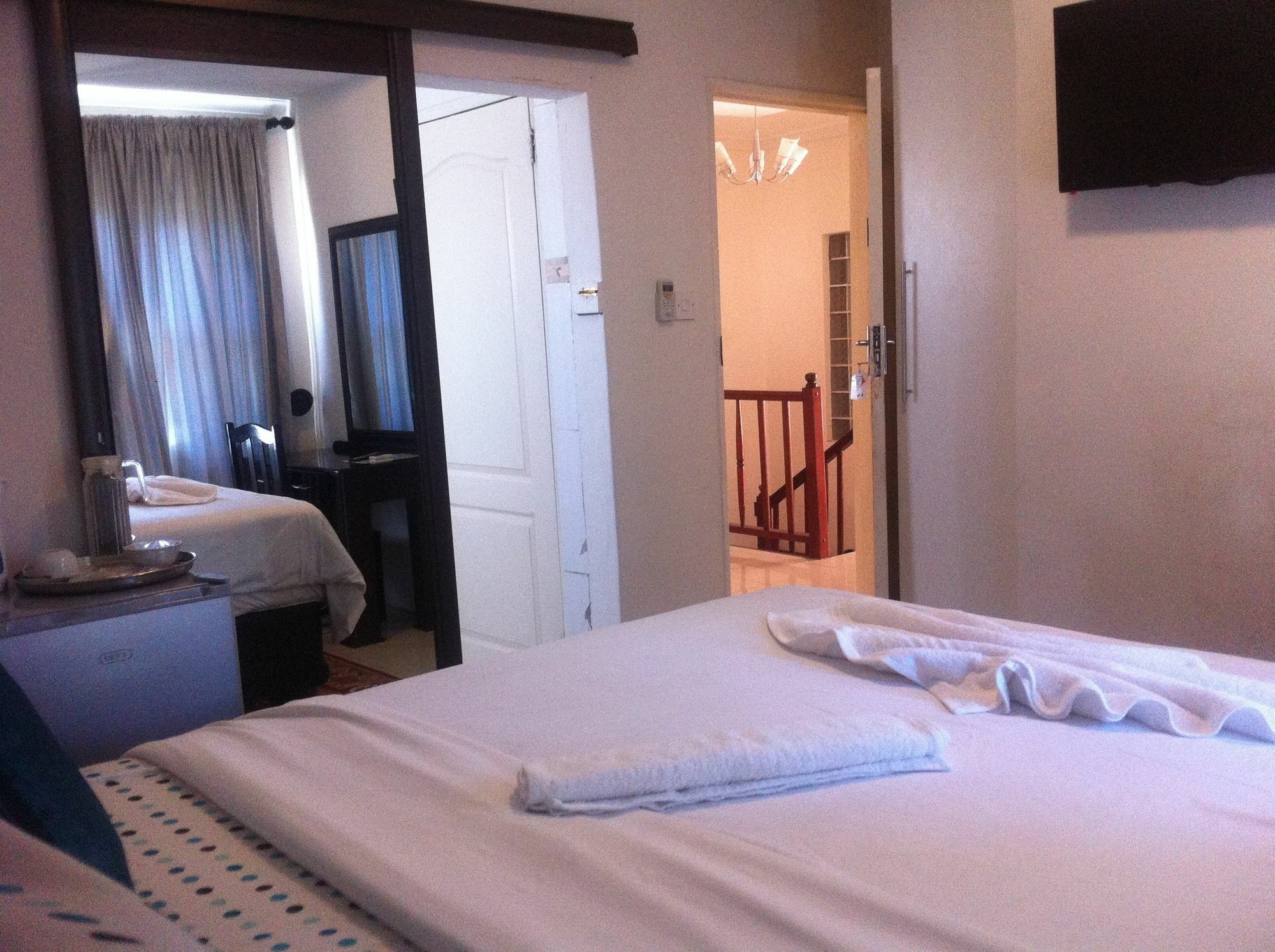 Upper Room Guest House 프랜시스타운 외부 사진